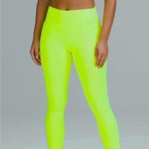 Lululemon aligned leggings size 04 NWT